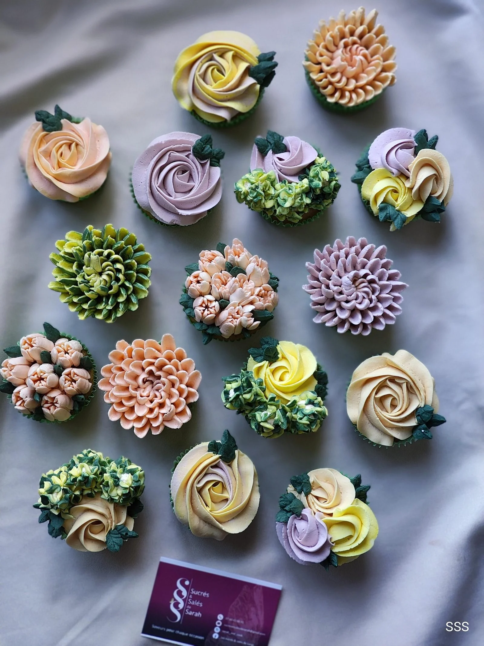 Cupcakes floraux tons chauds